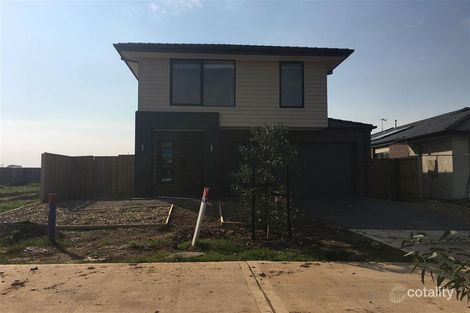 13 Nutmeg Pde, Manor Lakes, VIC 3024