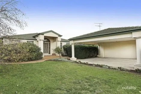 5 Meadowvale Dr, Grovedale, VIC 3216