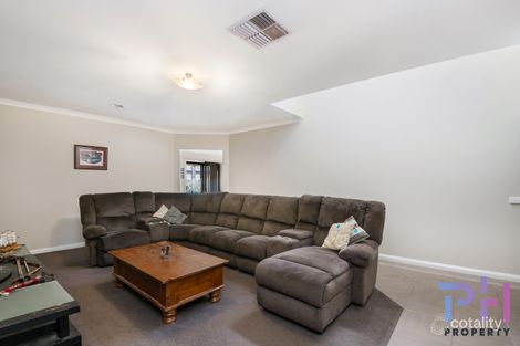 Property photo of 14 Rachel Terrace Maiden Gully VIC 3551
