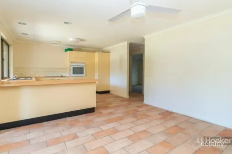 Property photo of 9 Acorus Court Regents Park QLD 4118
