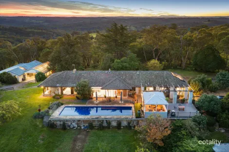 282 Ridge Rd, Christmas Hills, VIC 3775