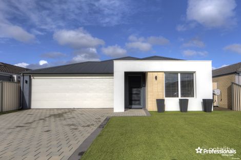 34 Bluebell Ave, High Wycombe, WA 6057