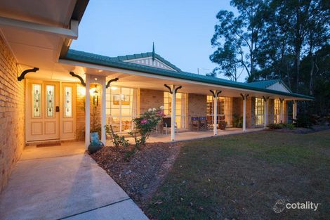 16 Gleneagles Cres, Albany Creek, QLD 4035