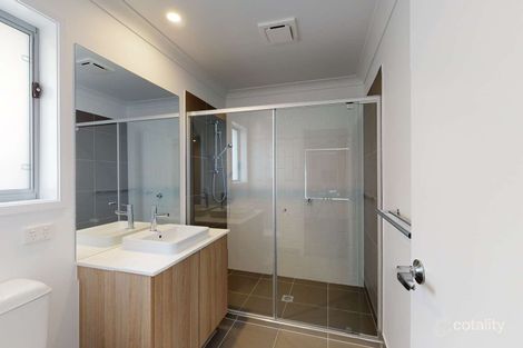 Property photo of 77 Chambers Ridge Boulevard Park Ridge QLD 4125