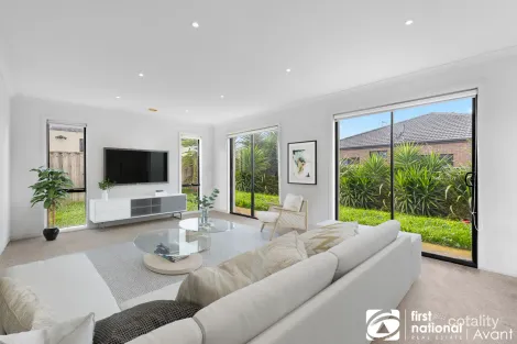 Property photo of 15 Mimosa Way Burnside Heights VIC 3023