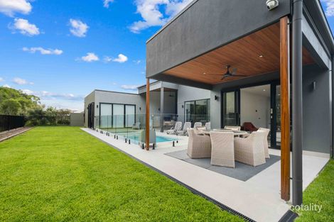 2/18 Oakmont Ct, Peregian Springs, QLD 4573