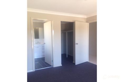 Property photo of 2/5 Parklands Road Largs NSW 2320