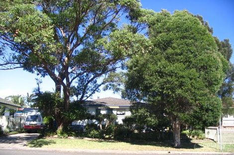 72 Leawarra Ave, Barrack Heights, NSW 2528