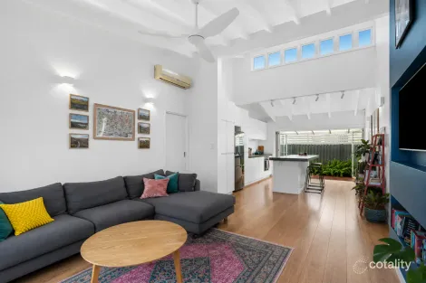 1/5 Rope Ct, Mermaid Waters, QLD 4218