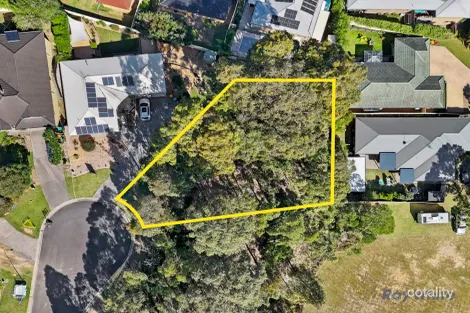 Property photo of 4 Cunningham Close Sunshine Bay NSW 2536