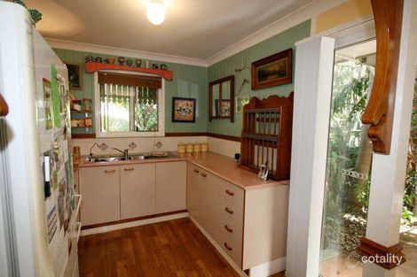 Property photo of 92 North Road Lower Beechmont QLD 4211
