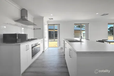 9 Midhurst Cres, Wellard, WA 6170