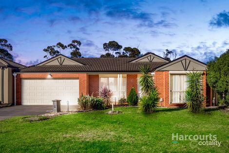 Property photo of 10 Silverdale Walk Cairnlea VIC 3023
