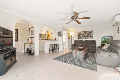 Property photo of 7 Plover Place Carrum Downs VIC 3201
