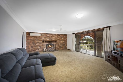 Property photo of 35 Winbin Crescent Gwandalan NSW 2259