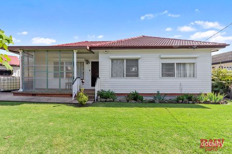 47 Craig Cres, Dapto, NSW 2530