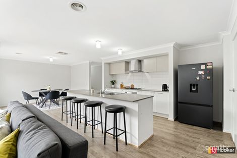 Property photo of 29 Solstice Street Mount Duneed VIC 3217