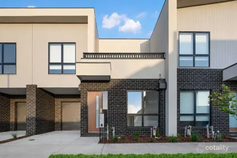 111 FUSION CCT, CRANBOURNE WEST, VIC 3977