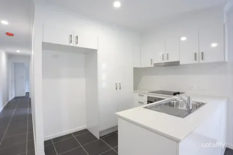 Property photo of 2/4 Wattleseed Street Griffin QLD 4503