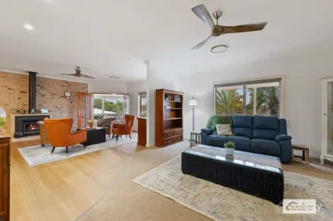 Property photo of 10 Carnoustie Court Cornubia QLD 4130