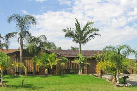 32 Ben Lomond St, Bossley Park, NSW 2176