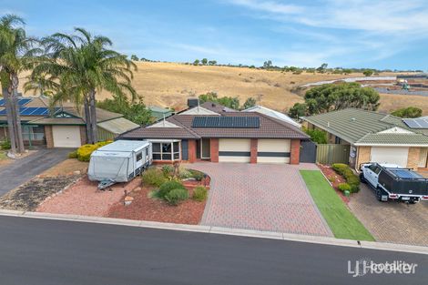 10 Lachlan Dr, Craigmore, SA 5114