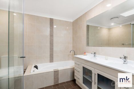 Property photo of 10 Niger Place Kearns NSW 2558