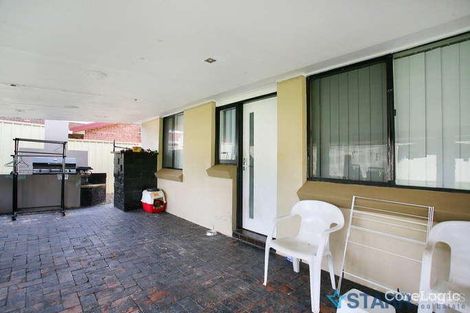Property photo of 8 Rowe Place Doonside NSW 2767