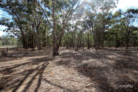 245 Dooleys Rd, Simson, VIC 3465