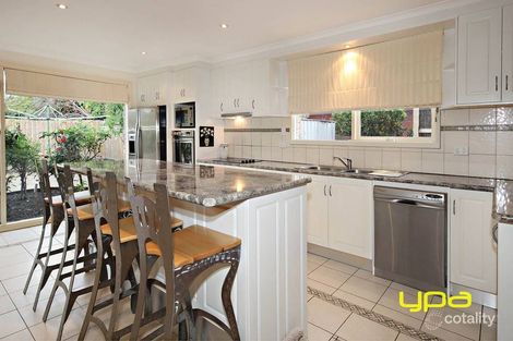 Property photo of 52 Rutherglen Way Taylors Lakes VIC 3038
