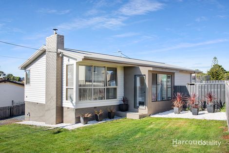 28 Woodward Ave, Hillcrest, TAS 7320
