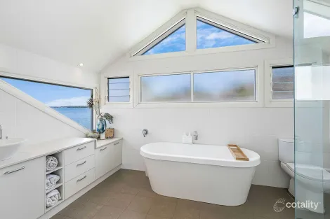 Property photo of 70 Beach Road Wangi Wangi NSW 2267