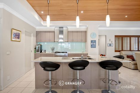 Property photo of 12 Crestwood Drive Rosebud VIC 3939