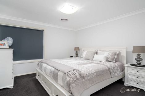 Property photo of 8 Balala Crescent Bourkelands NSW 2650