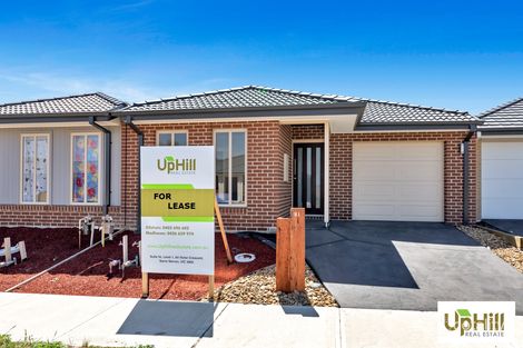 Property photo of 21 Swallowtail Avenue Clyde North VIC 3978