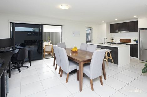 Property photo of 211/25 Farinazzo Street Richlands QLD 4077
