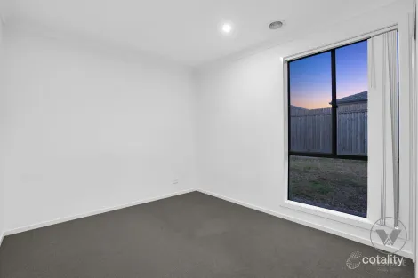 Property photo of 16 Benambra Street Tarneit VIC 3029