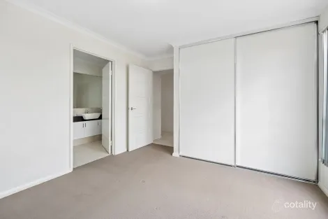 Property photo of 40 Arava Circle Aveley WA 6069