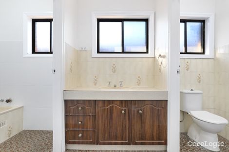 Property photo of 24 Iris Avenue Coniston NSW 2500