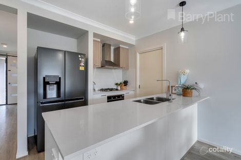 Property photo of 3 Waratah Street Beveridge VIC 3753