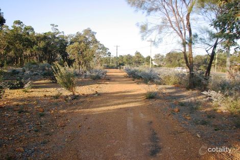 678 Connemara Dr, Brigadoon, WA 6069