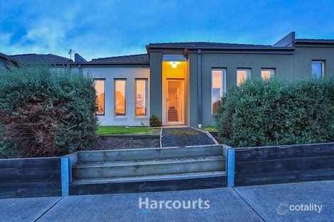 Property photo of 13 McClenaghan Place Pakenham VIC 3810