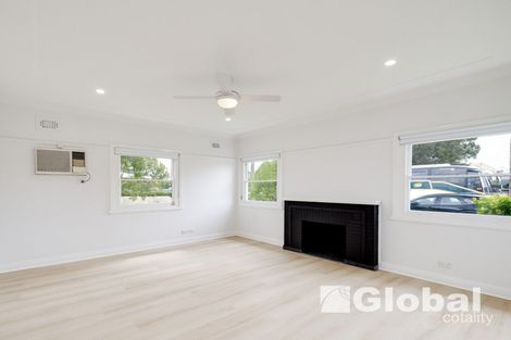 Property photo of 27 Lake Street Warners Bay NSW 2282