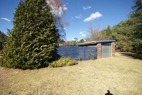 Property photo of 60 Wattle Drive Saumarez NSW 2350