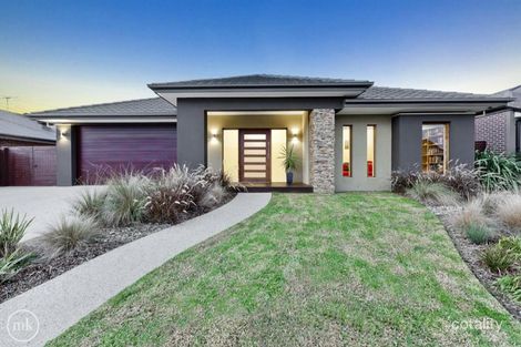17 Saintly Dr, South Morang, VIC 3752