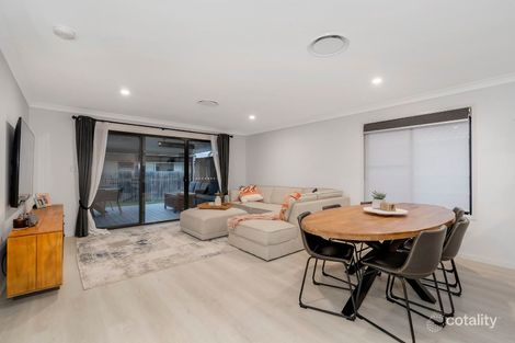 Property photo of 17 Goolwa Court Pimpama QLD 4209