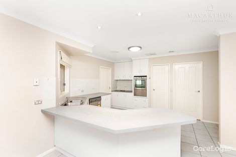 Property photo of 115 Undurra Drive Glenfield Park NSW 2650