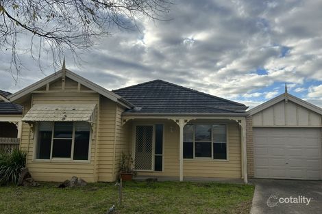 34 Lindsay Cres, Lynbrook, VIC 3975