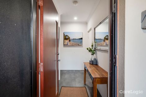 Property photo of 26 Apatite Street Treeby WA 6164