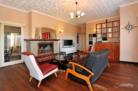 25 Tunnel Rd, Swan View, WA 6056